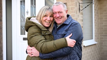 WE'RE IN THE MONEY, HONEY: Lesley and Robin can't hide their delight at windfall