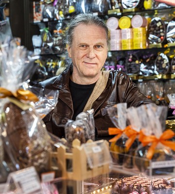 Dr Richardson says the cacao industry is facing severe problems