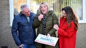 UNBELIEVABLE: Lesley still can't take in whopping prize