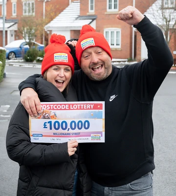 FULL OF CHEER: Buzzing couple Kelly and Jason Revill