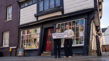 WE'LL CATCH YOU: Charity's Tasmin Maitland (L) & Fundraising Officer Georgia Jefferson (R)